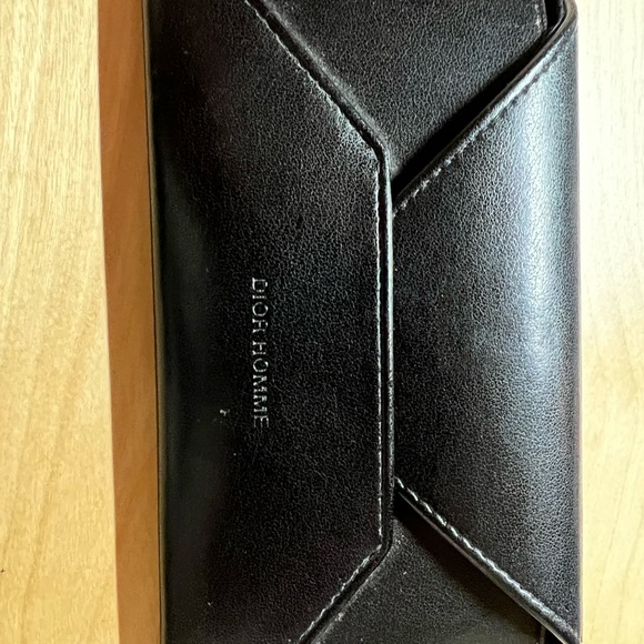 Dior Sunglasses - Picture 2 of 4